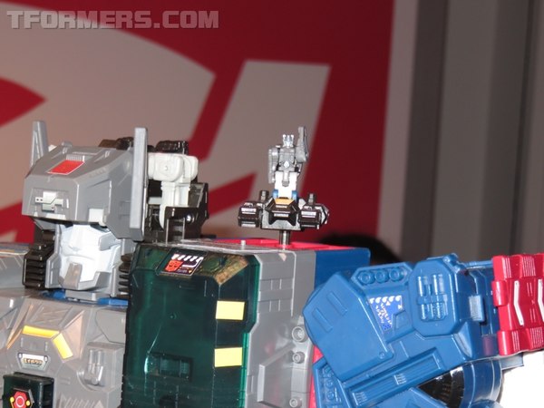 Toy Fair 2016 Transformers Hasbro Showrrom  (41 of 55)